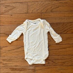 Kyte BABY White Long Sleeve Bodysuit